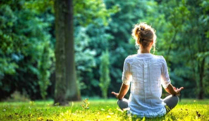 How To Meditate Daily On Your Life To Stay On Track
